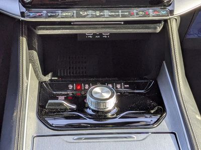 2026 Jeep Grand Wagoneer - Photo 21