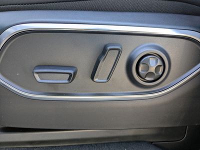 2026 Jeep Grand Wagoneer - Photo 22
