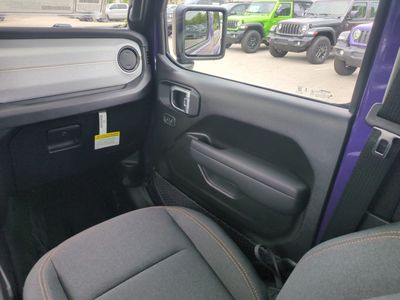 2026 Jeep Wrangler - Photo 17