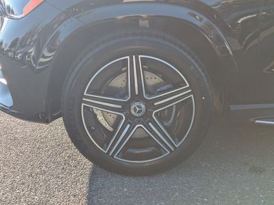 2026 Mercedes-Benz GLE - Photo 3