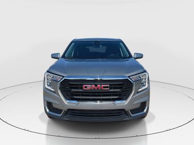 2024 GMC Terrain - Photo 2