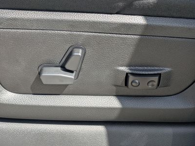 2026 Ram 2500 — photo 17 view
