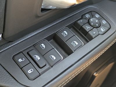 2026 Ram 2500 — photo 20 view