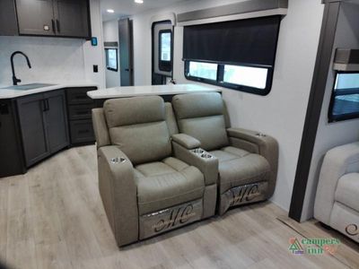 2026 Forest River Rockwood Ultra Lite — photo 24 view