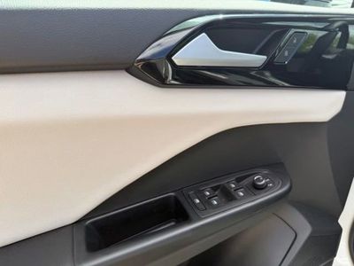 2026 Volkswagen Taos - Photo 13