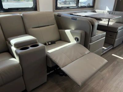 2027 Entegra ODYSSEY — photo 10 view