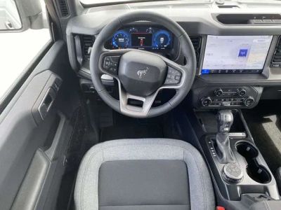 2026 Ford Bronco - Photo 10