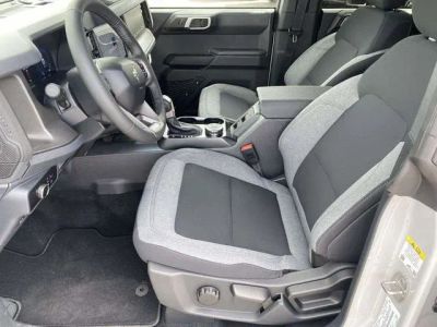 2026 Ford Bronco - Photo 12