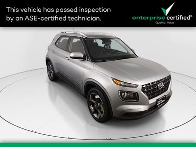 2025 Hyundai Venue SEL IVT — front three-quarter view