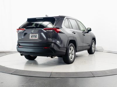 2019 Toyota RAV4 - Photo 12