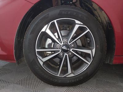 2024 Kia Forte - Photo 10