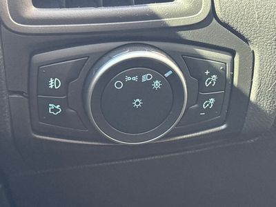 2018 Ford Focus — photo 23 view