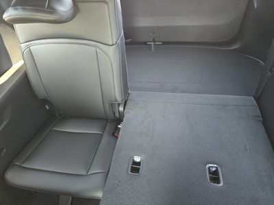 2027 Kia Telluride Hybrid - Photo 18