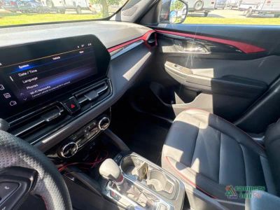 2025 Chevrolet Trail Blazer — photo 13 view