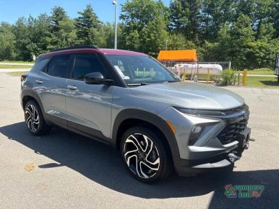 2025 Chevrolet Trail Blazer — front three-quarter view