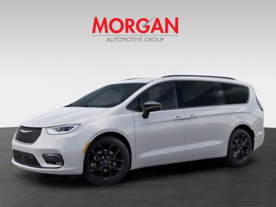 2026 Chrysler Pacifica - Photo 2