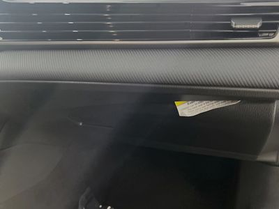 2025 Toyota Camry - Photo 32