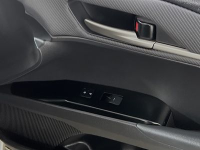 2025 Toyota Camry - Photo 29
