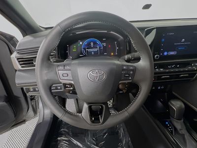 2025 Toyota Camry - Photo 15