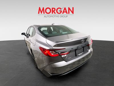 2025 Toyota Camry - Photo 5