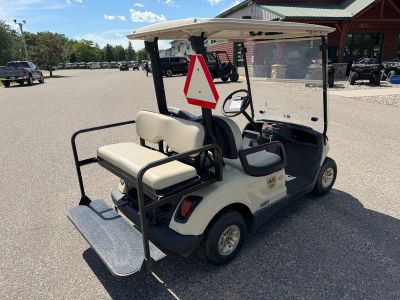 2015 Yamaha DRIVE 1 EFI — interior view