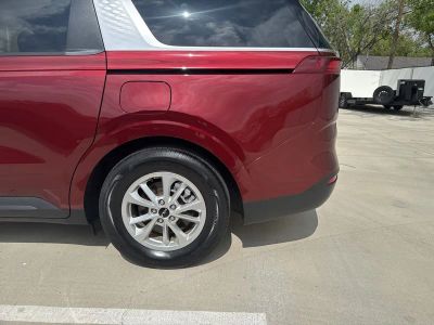 2023 Kia Carnival - Photo 6