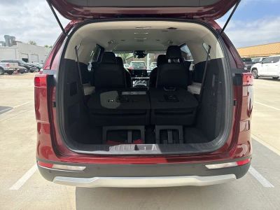 2023 Kia Carnival - Photo 8