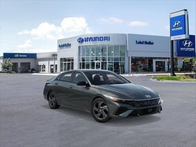 2026 Hyundai Elantra Hybrid - Photo 2