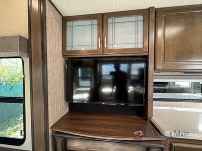 2020 Grand Design Solitude S-Class - Photo 13