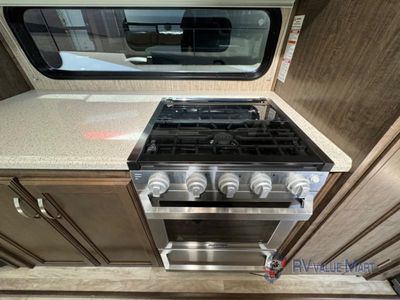 2020 Grand Design Solitude S-Class - Photo 15