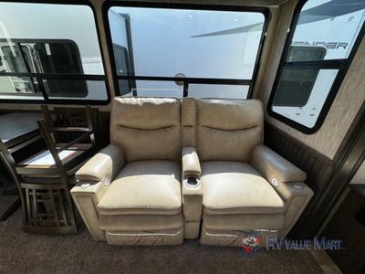 2020 Grand Design Solitude S-Class - Photo 10