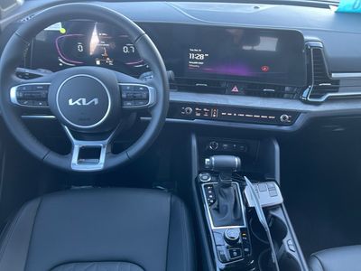 2025 Kia Sportage — photo 12 view