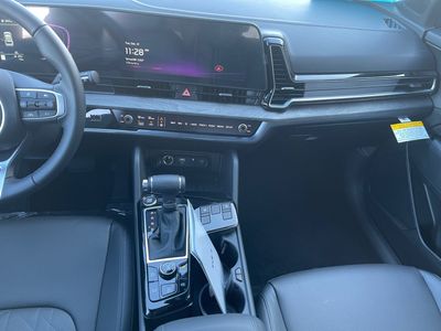 2025 Kia Sportage — photo 13 view