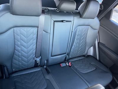 2025 Kia Sportage — photo 14 view