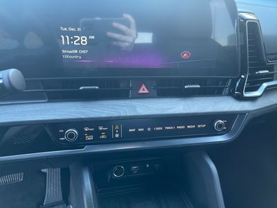 2025 Kia Sportage — photo 11 view