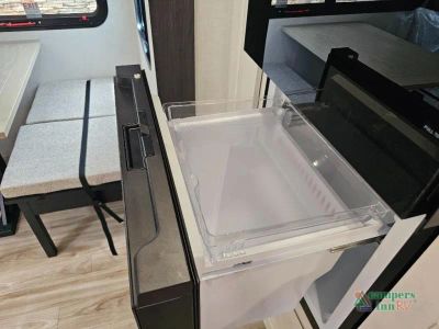 2027 Venture RV SportTrek Touring Edition — photo 31 view