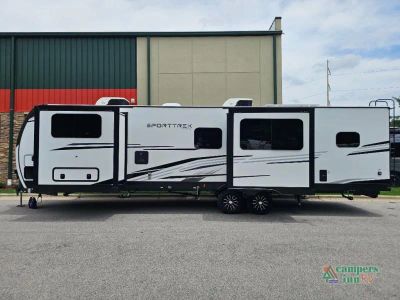 2027 Venture RV SportTrek Touring Edition — detail view