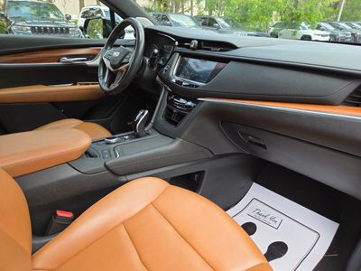 2020 Cadillac XT5 — photo 9 view