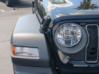 2026 Jeep Wrangler — photo 10 view