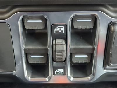 2026 Jeep Wrangler — photo 24 view