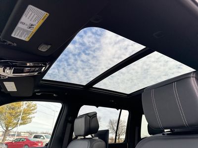 2026 Jeep Grand Wagoneer L — photo 12 view