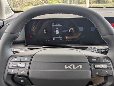 2026 Kia Sportage — photo 33 view