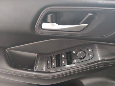 2024 Nissan Rogue — photo 16 view