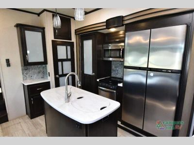 2017 Grand Design Momentum - Photo 37