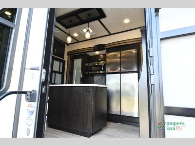 2017 Grand Design Momentum - Photo 26