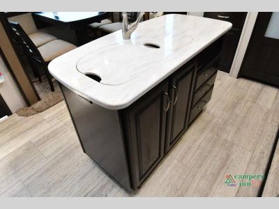 2017 Grand Design Momentum - Photo 40