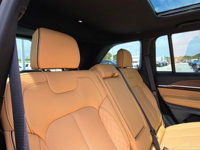2025 Jeep Grand Cherokee - Photo 14