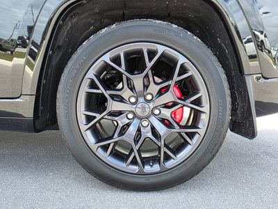 2025 Jeep Grand Cherokee - Photo 16