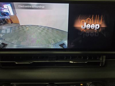 2026 Jeep Gladiator - Photo 10
