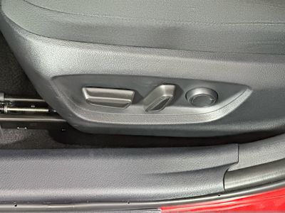 2024 Toyota Camry - Photo 13
